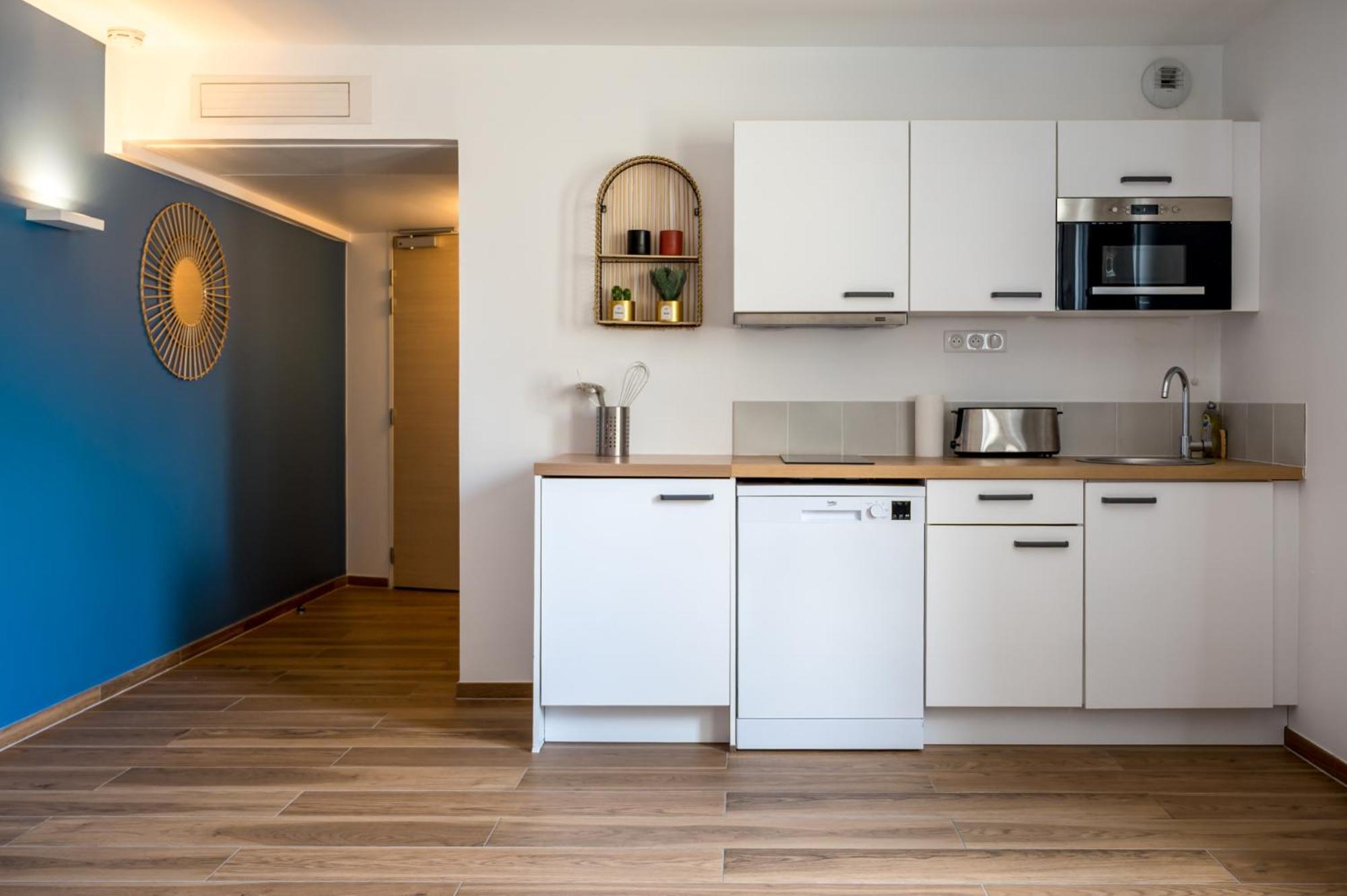 Residence Du Parc Vanves - Rooftop & Climatisation エクステリア 写真