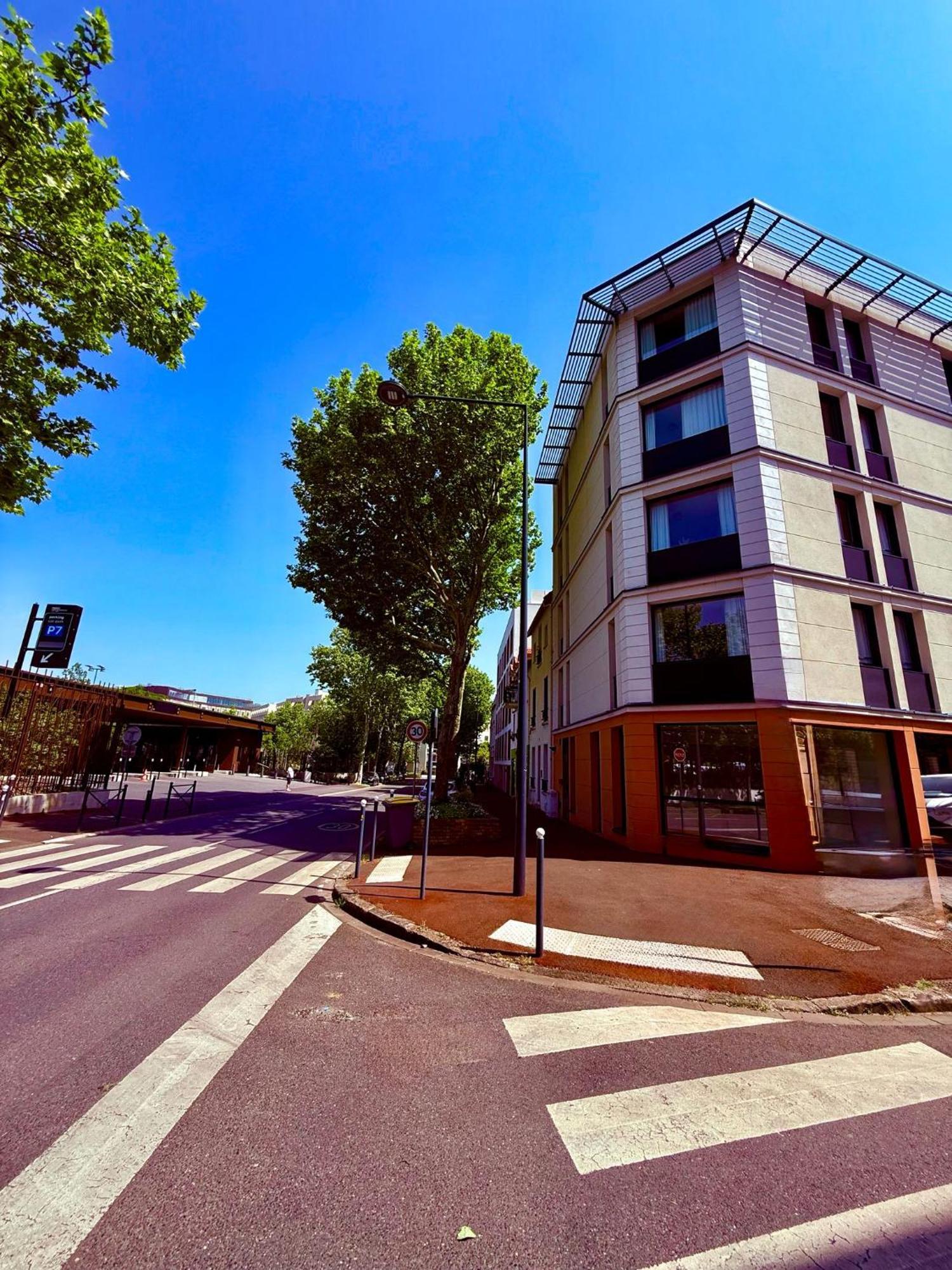 Residence Du Parc Vanves - Rooftop & Climatisation エクステリア 写真